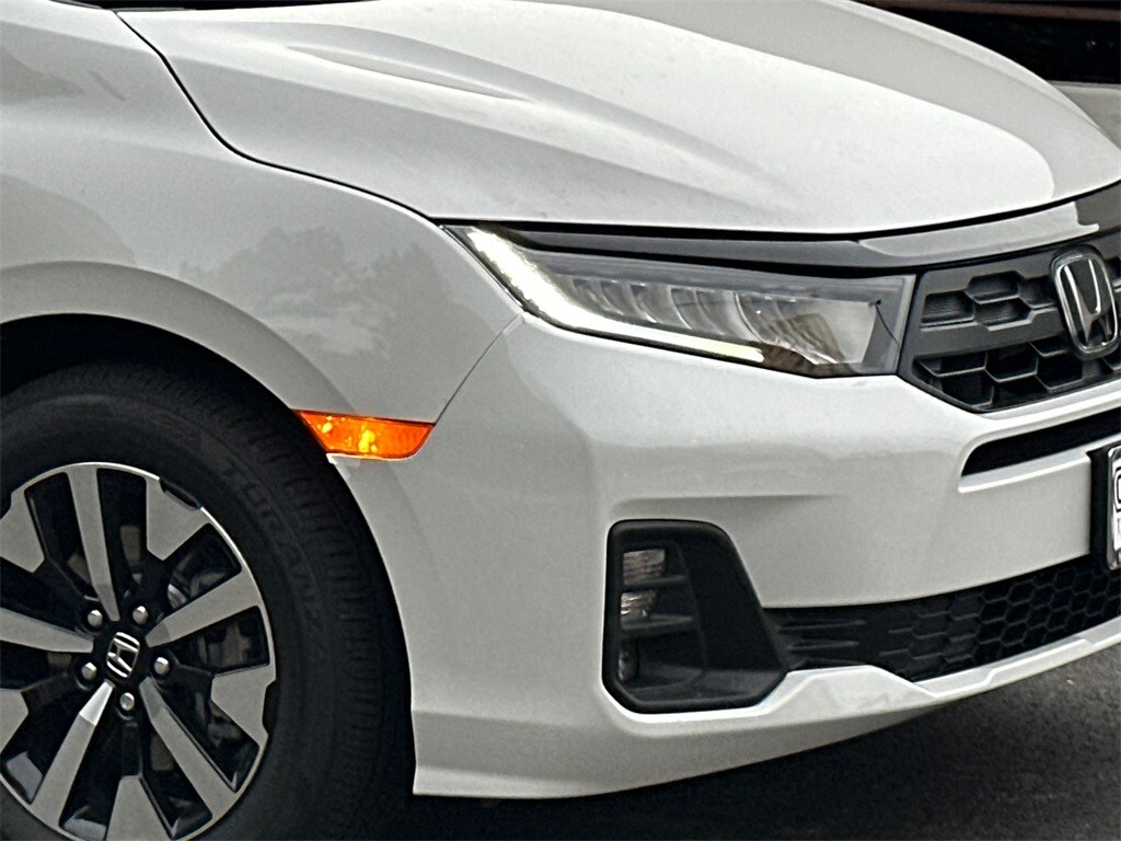 2026 Honda Odyssey EX-L photo 4