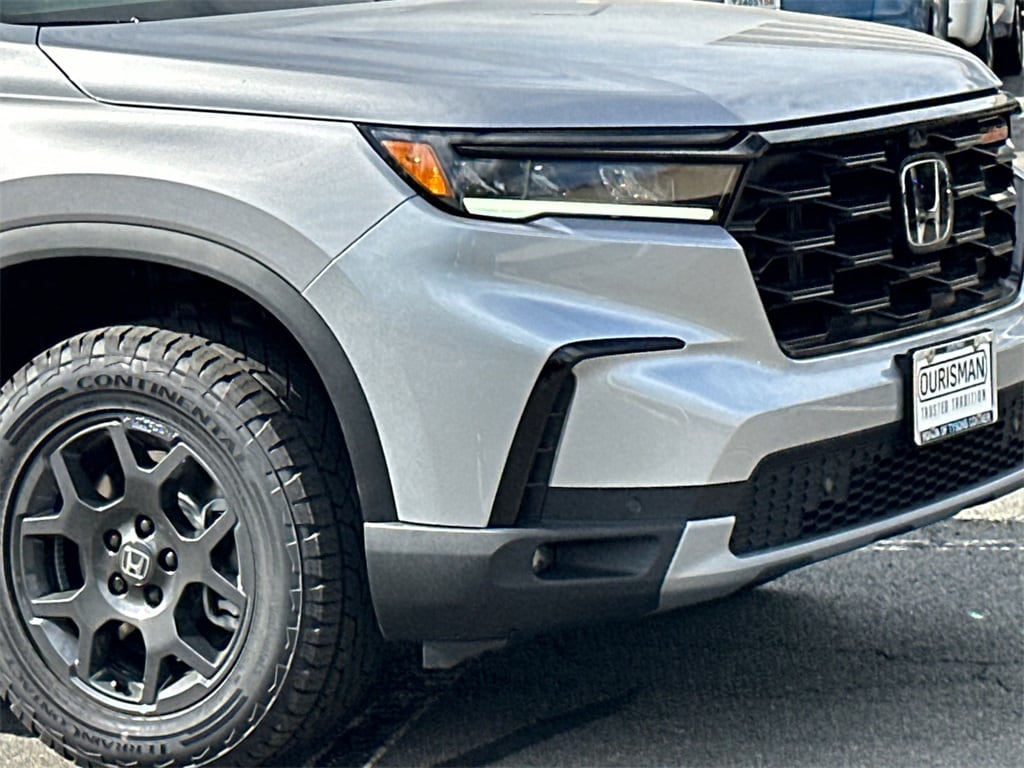 New 2025 Honda Pilot TrailSport SUV