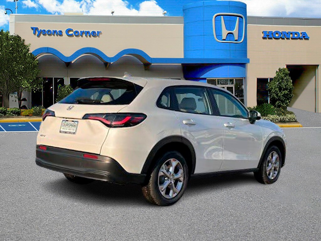 2025 Honda HR-V LX photo 3