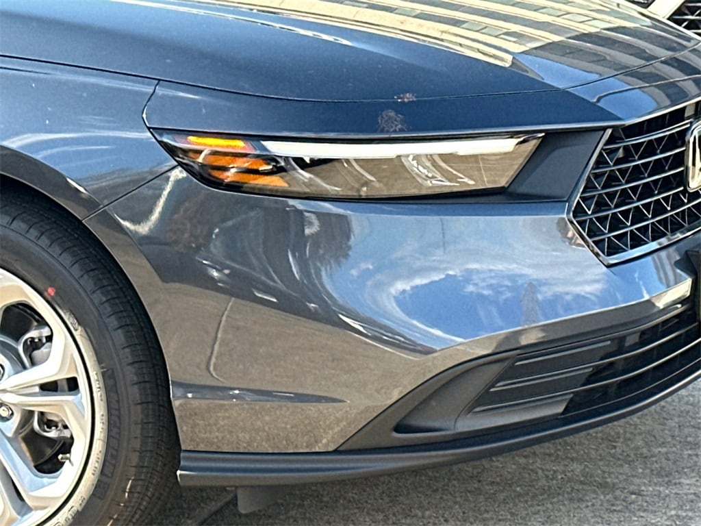 New 2025 Honda Accord LX Sedan