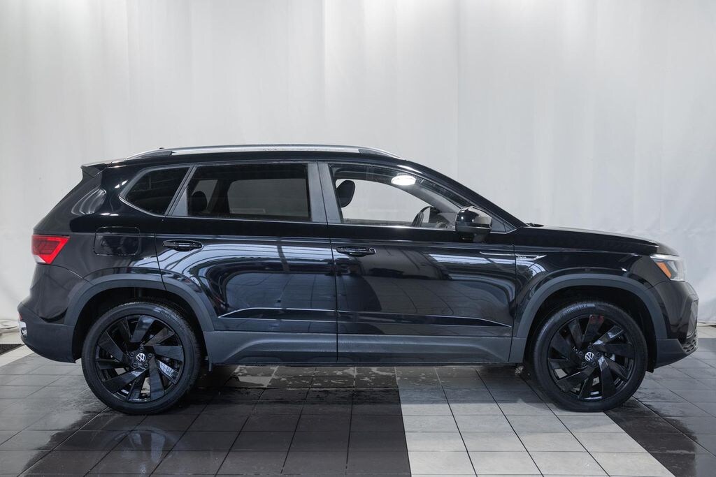 Used 2023 Volkswagen Taos 1.5T SE SUV