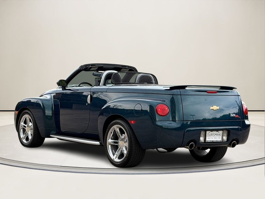Used 2005 Chevrolet SSR LS Truck Standard Cab
