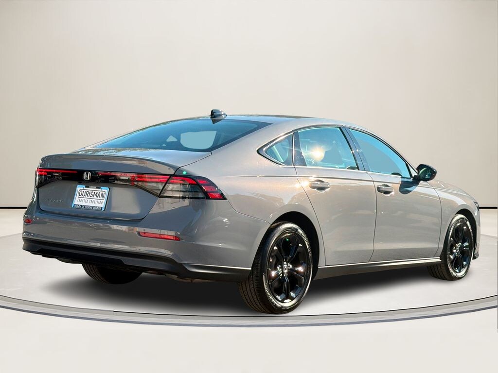 Used 2025 Honda Accord SE Sedan