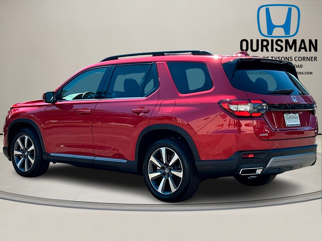 2025 Honda Pilot Touring photo 4