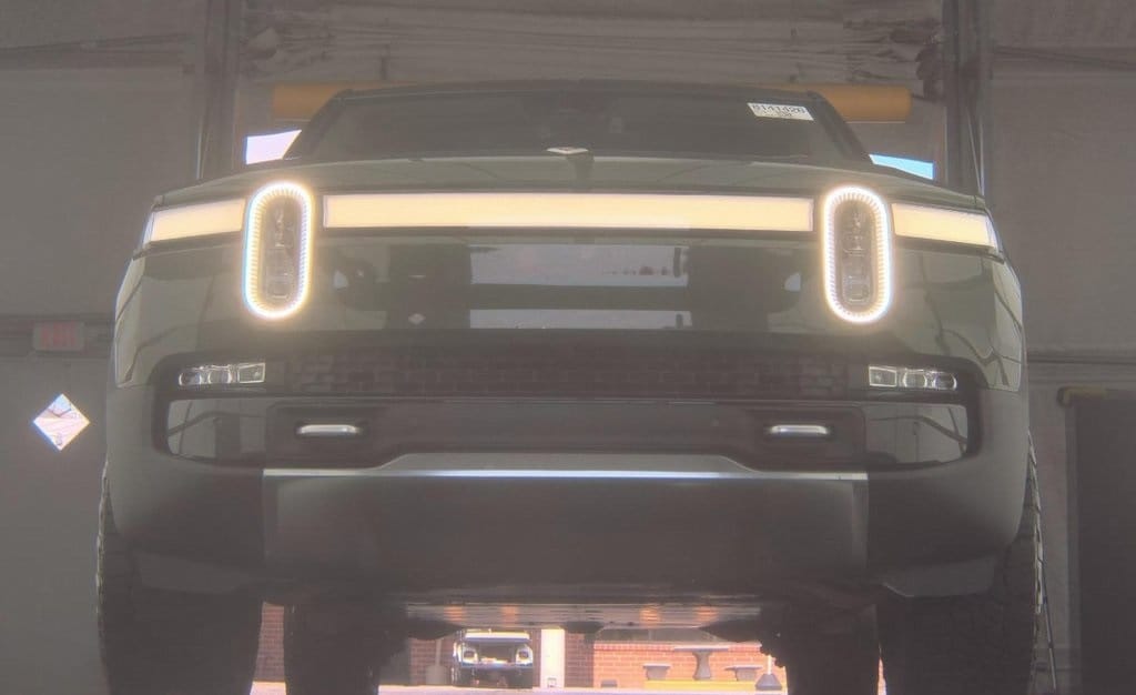 Used 2022 Rivian R1T Adventure Truck Crew Cab