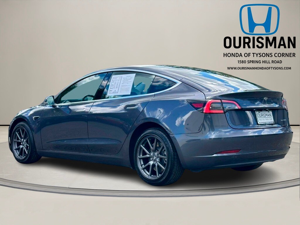 2018 Tesla Model 3 Long Range photo 3