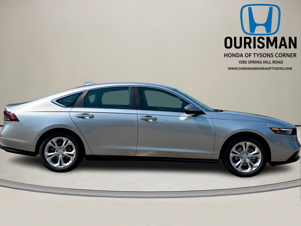 2025 Honda Accord LX photo 2