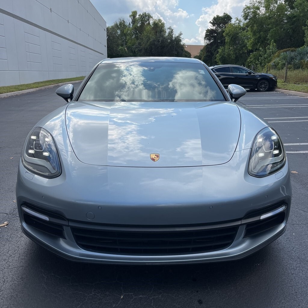 2019 Porsche Panamera Base 4 photo 4