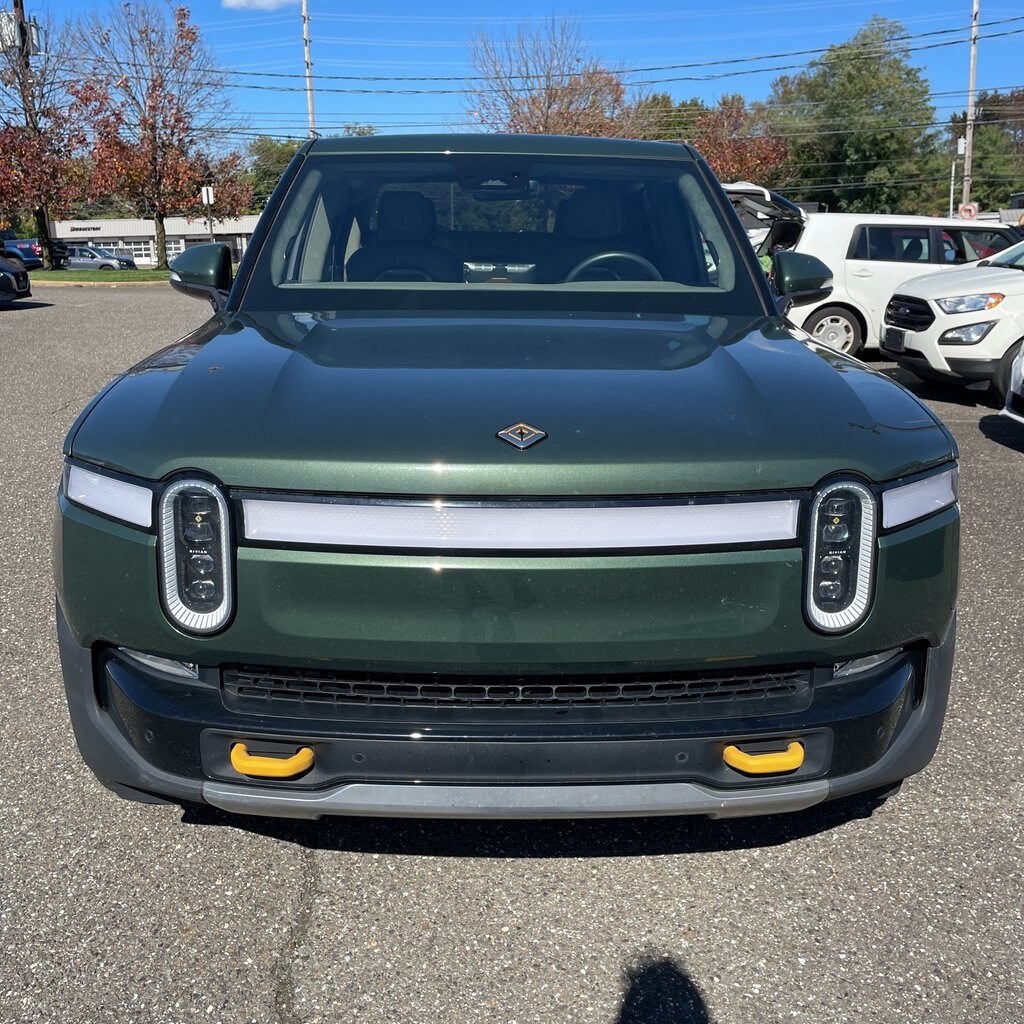2024 Rivian R1T Adventure photo 2