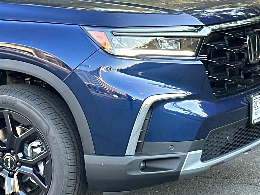 New 2025 Honda Pilot Touring+ SUV