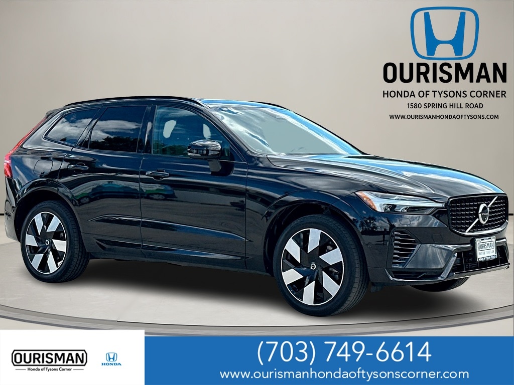 Used 2024 Volvo XC60 plug-in hybrid T8 Plus Dark Theme SUV