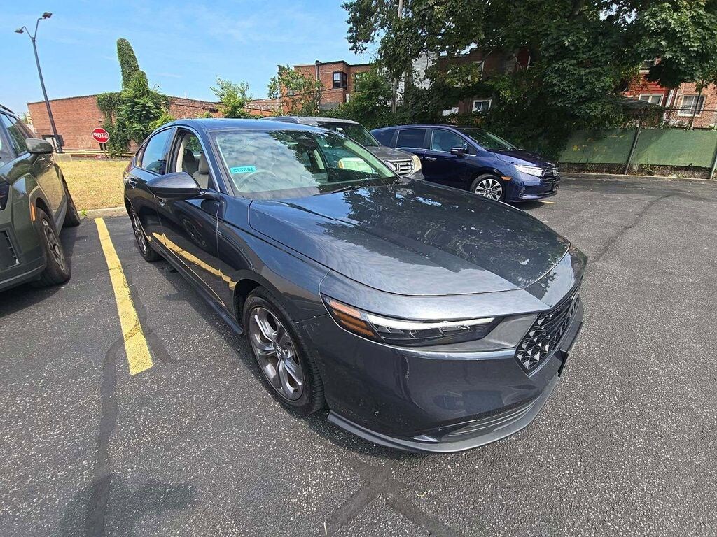 Used 2023 Honda Accord EX Sedan