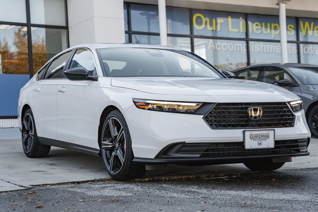 2025 Honda Accord Hybrid Sport's photo