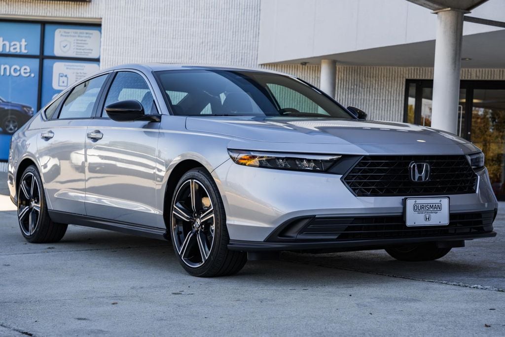 2025 Honda Accord Hybrid Sport's photo