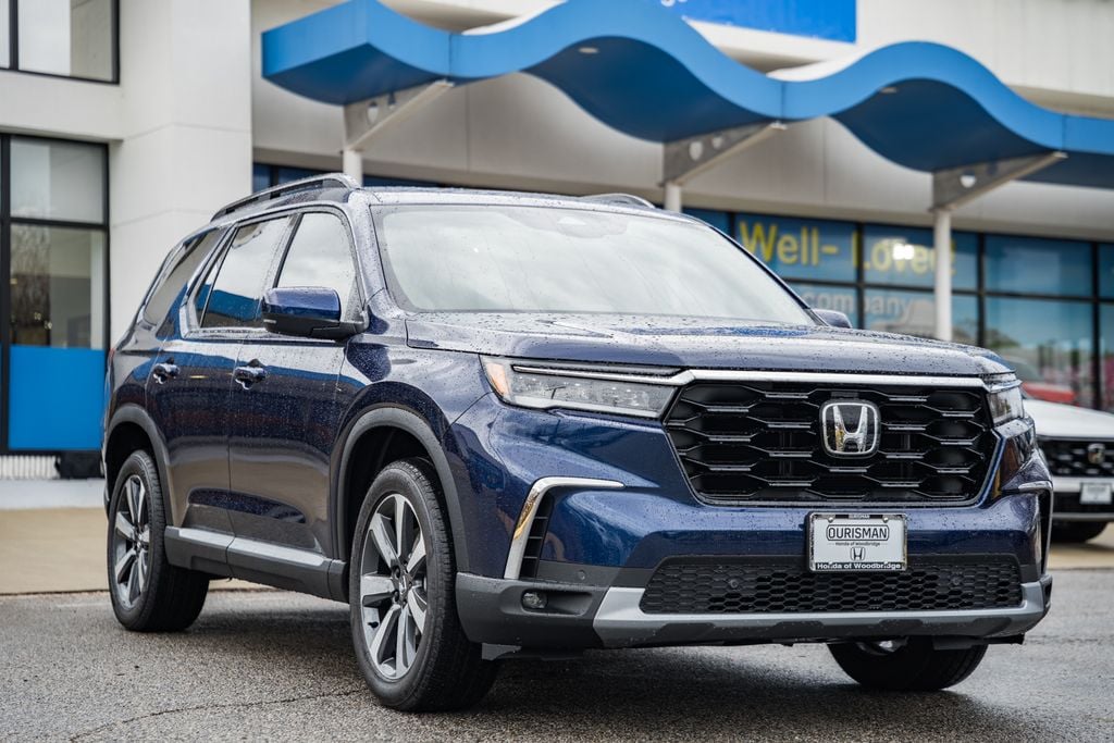 2025 Honda Pilot Touring's photo