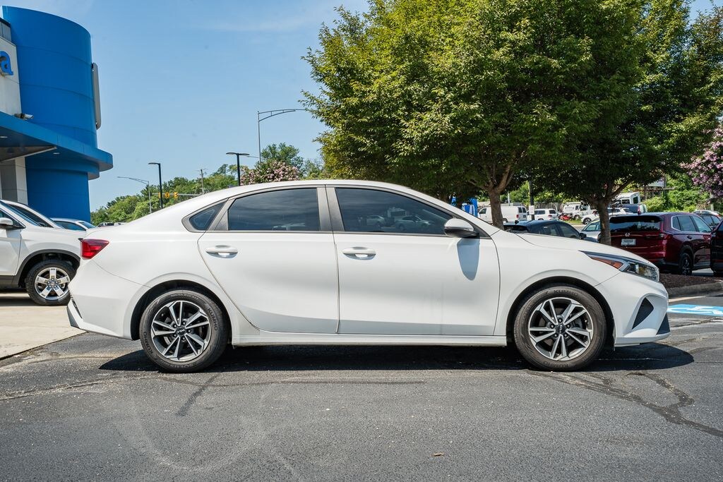 Used 2023 Kia Forte LXS Sedan