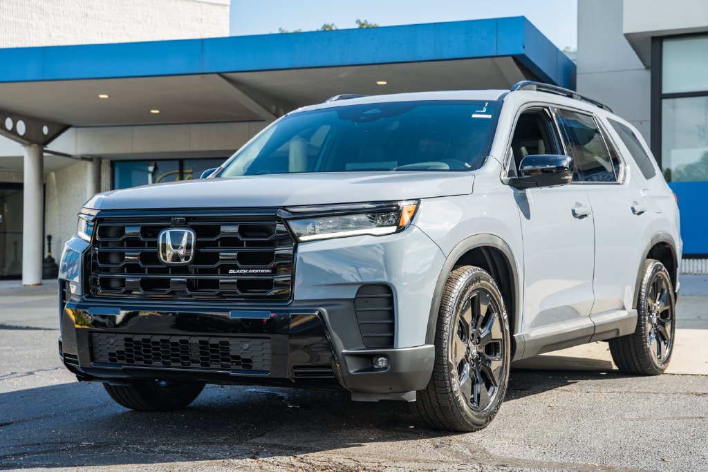 New 2026 Honda Pilot Black Edition SUV