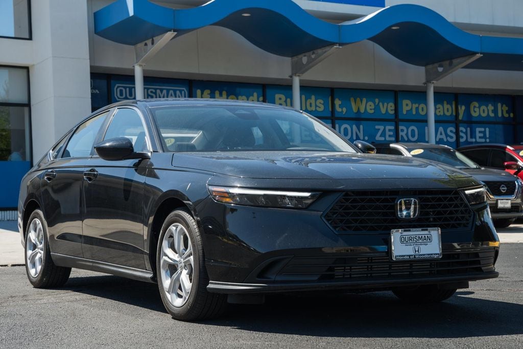 2025 Honda Accord 1.5T LX CVT's photo