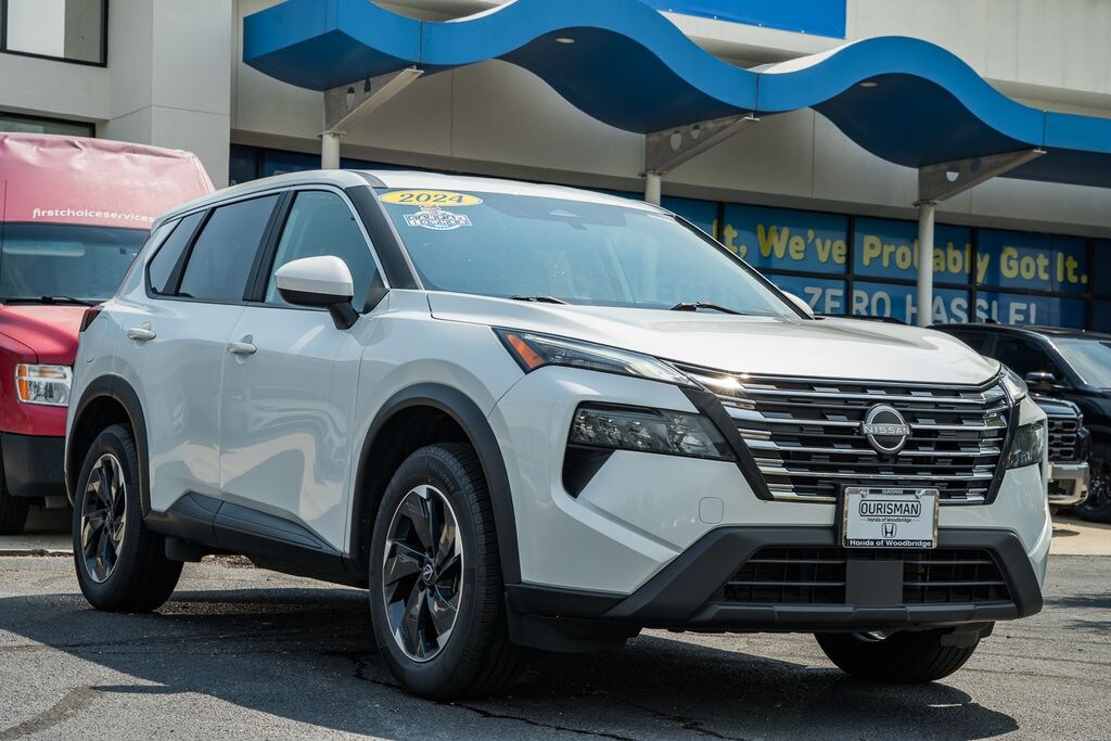 Used 2024 Nissan Rogue SV SUV
