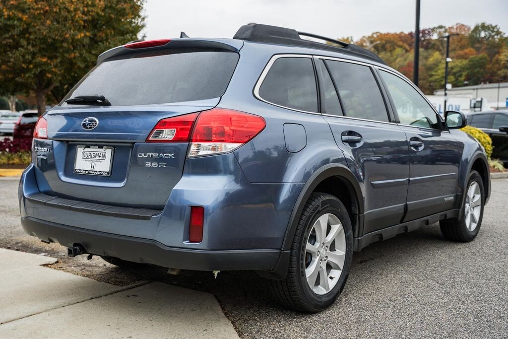 Used 2014 Subaru Outback 3.6R SUV