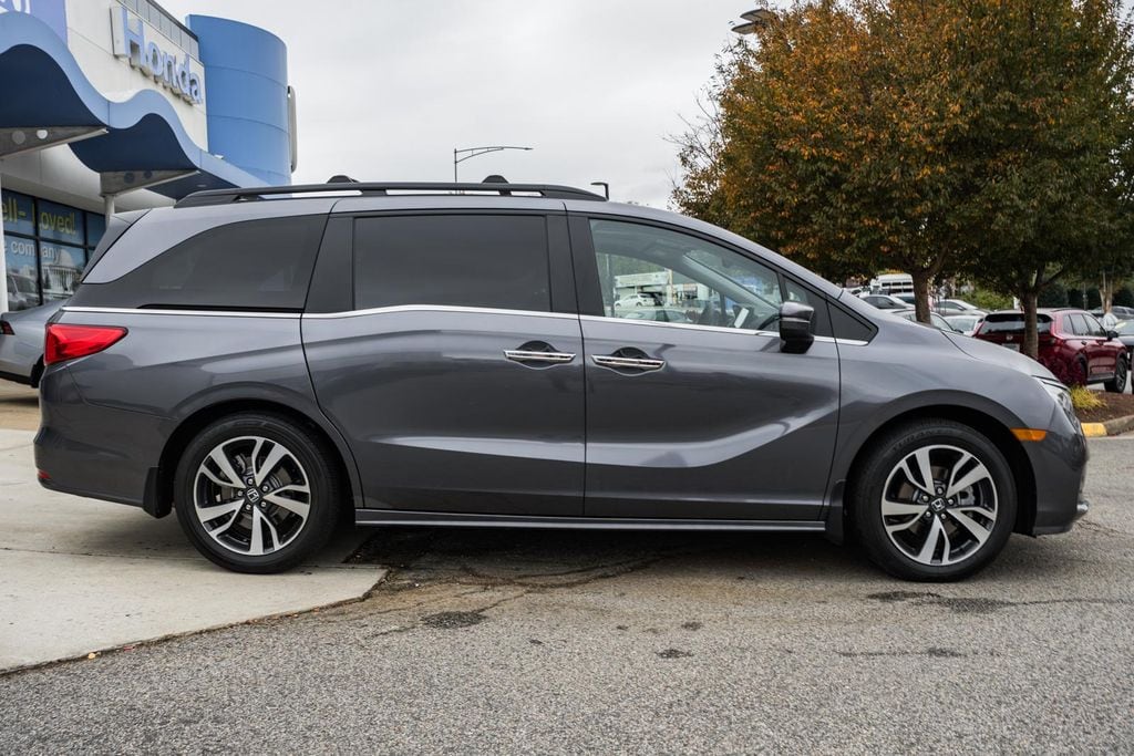 Used 2024 Honda Odyssey Touring Minivan/Van