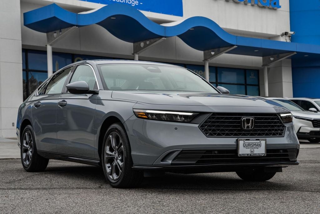 2025 Honda Accord Hybrid EX-L's photo