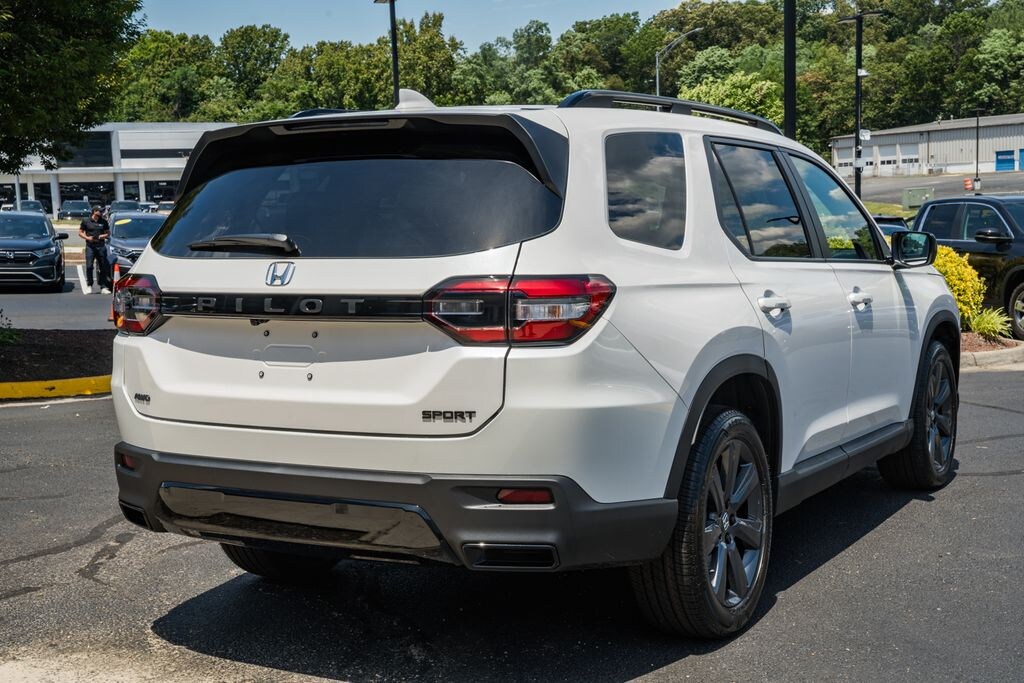 New 2026 Honda Pilot Sport SUV