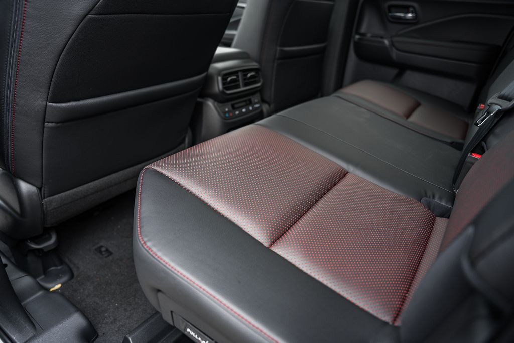 2026 Honda Ridgeline Black Edition - Photo 36