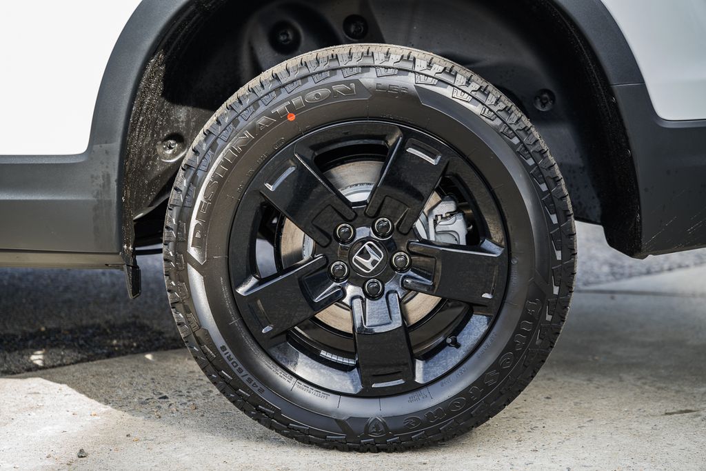 2026 Honda Ridgeline Black Edition - Photo 16