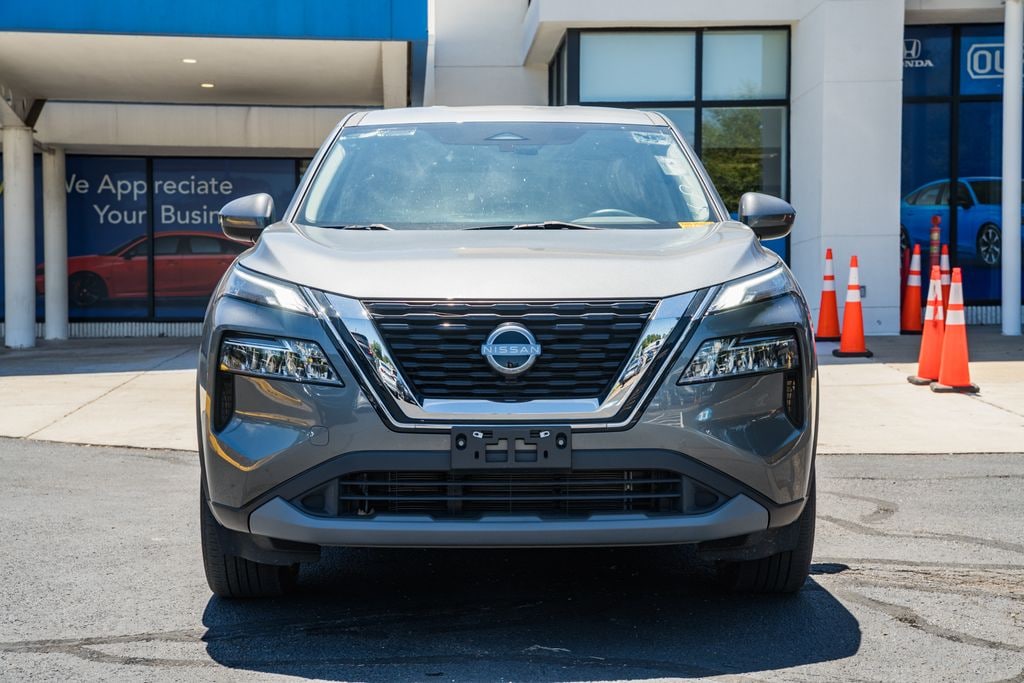 Used 2023 Nissan Rogue SV SUV