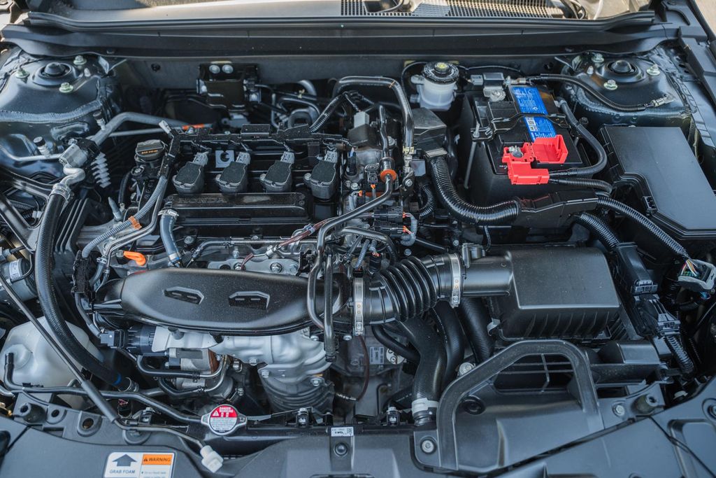 2025 Honda Accord SE - Photo 15