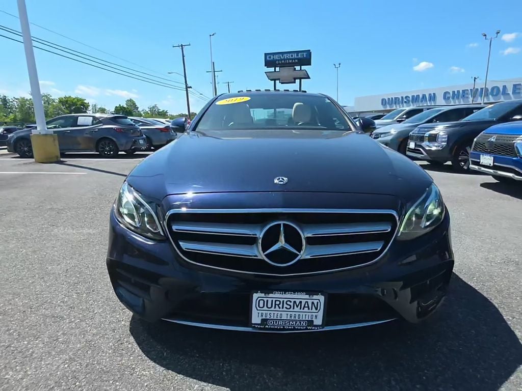 2019 Mercedes-Benz E-Class E300's photo