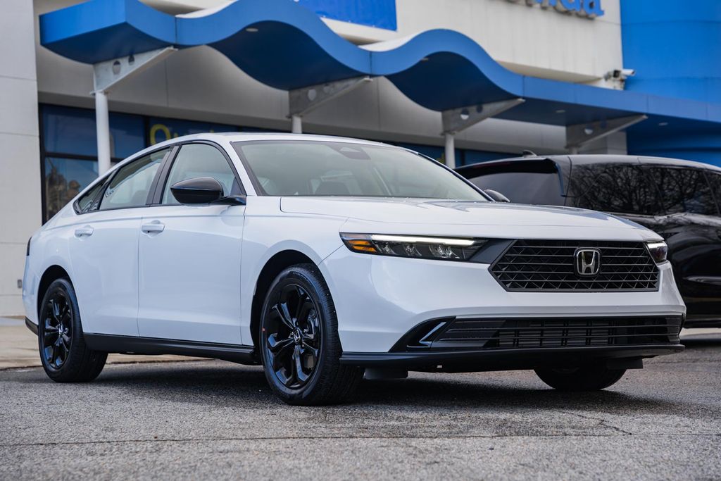 2025 Honda Accord SE's photo