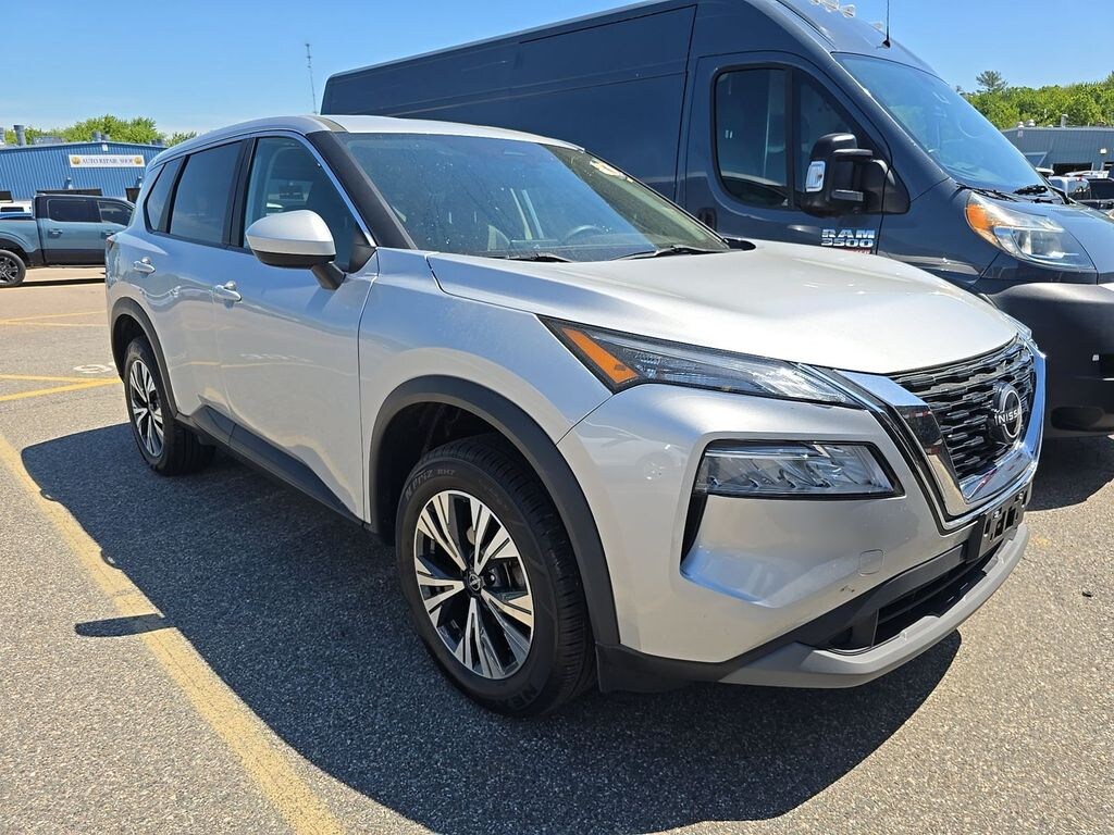 Used 2023 Nissan Rogue SV SUV