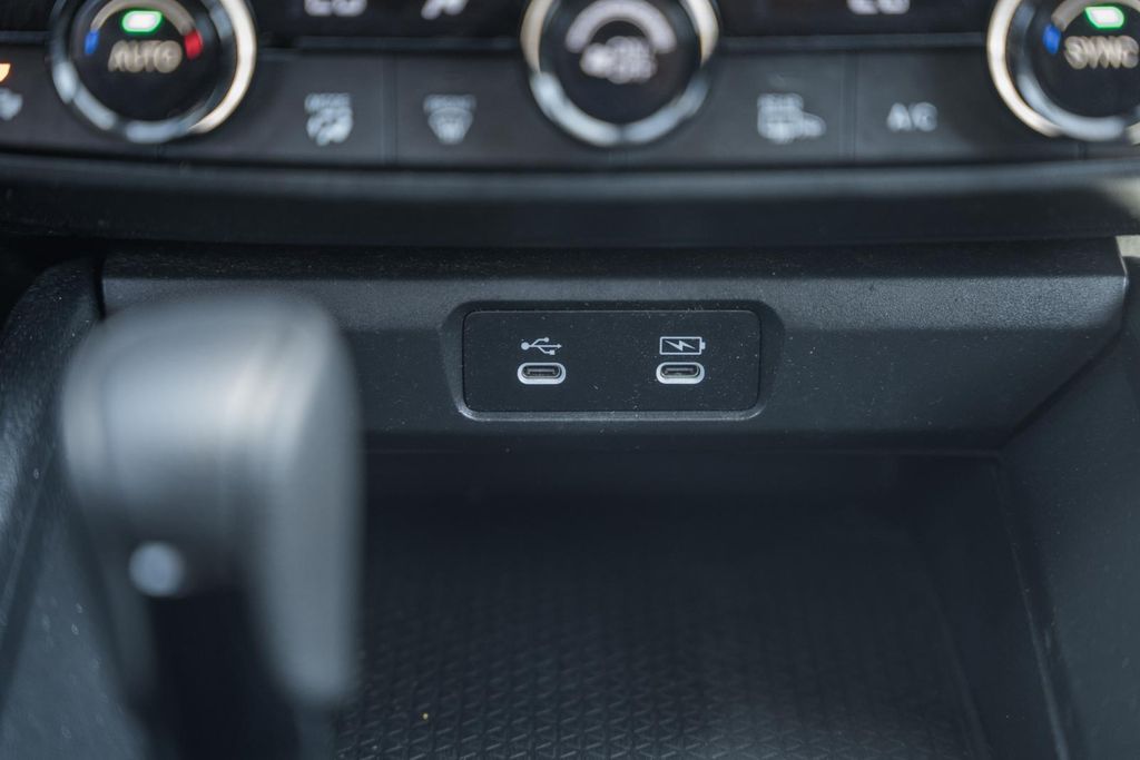 2025 Honda Accord SE - Photo 20