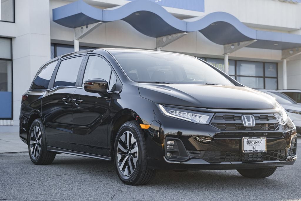 2026 Honda Odyssey EX-L's photo