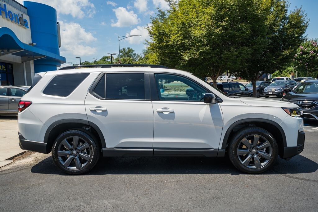 New 2026 Honda Pilot Sport SUV