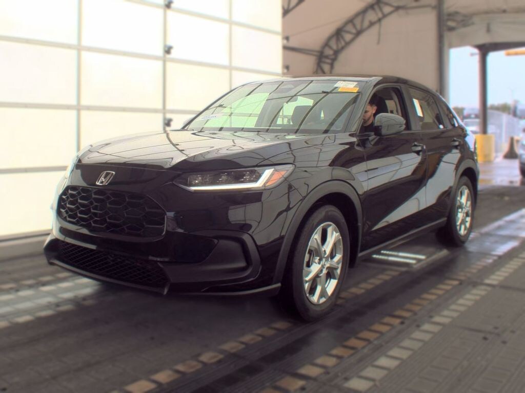 Certified 2025 Honda HR-V LX SUV