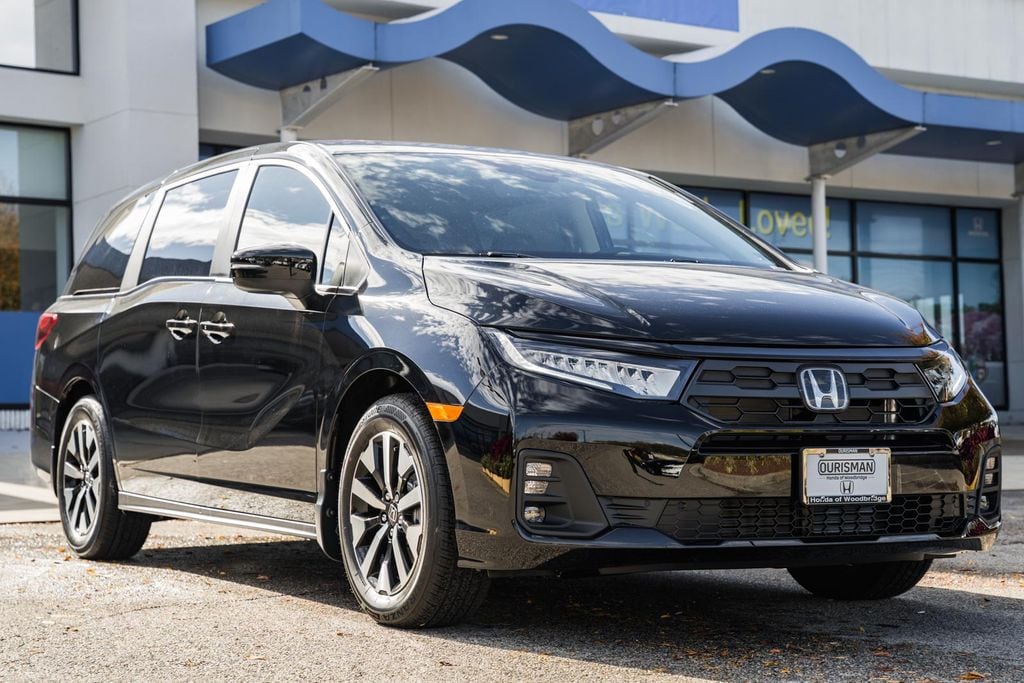 2026 Honda Odyssey EX-L's photo