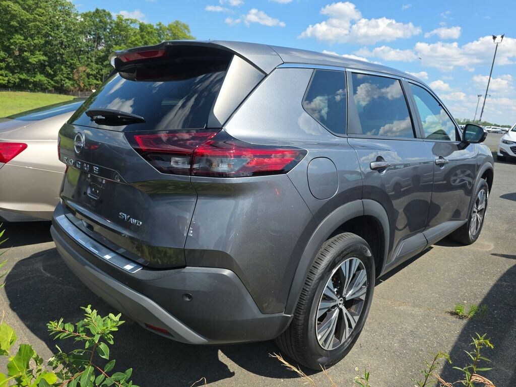 Used 2022 Nissan Rogue SV SUV