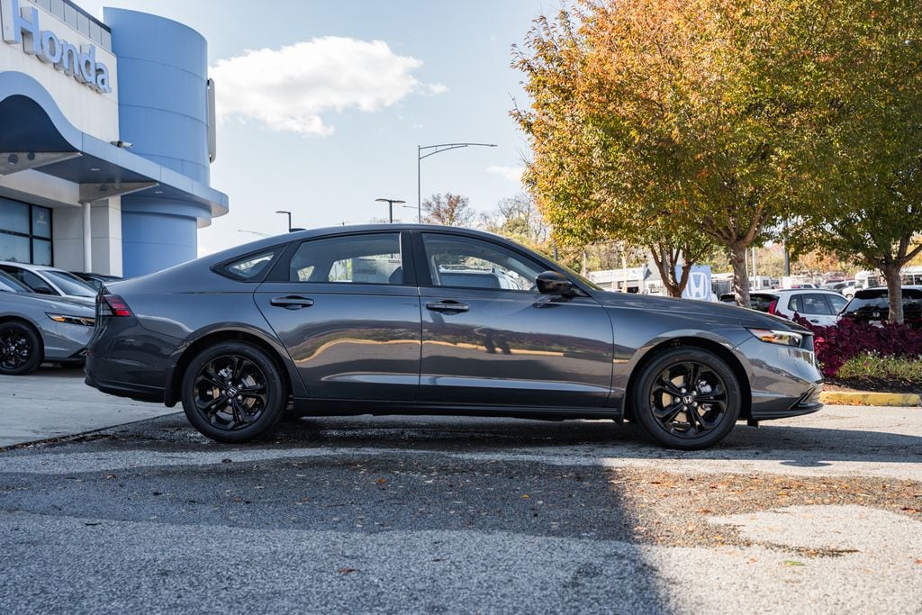 New 2025 Honda Accord SE Sedan