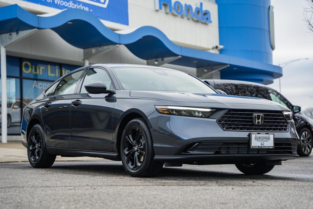 2025 Honda Accord SE's photo