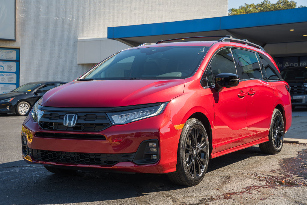 New 2027 Honda Odyssey Sport-L Minivan/Van