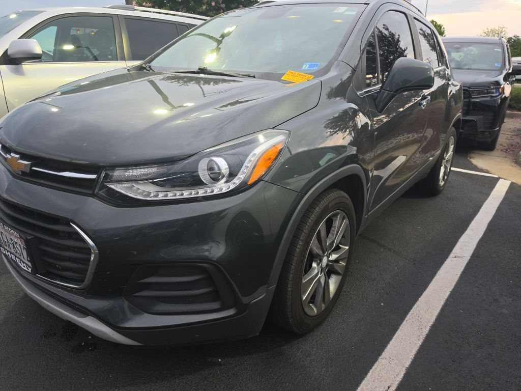Used 2020 Chevrolet Trax LT with VIN 3GNCJLSB0LL170111 for sale in Woodbridge, VA