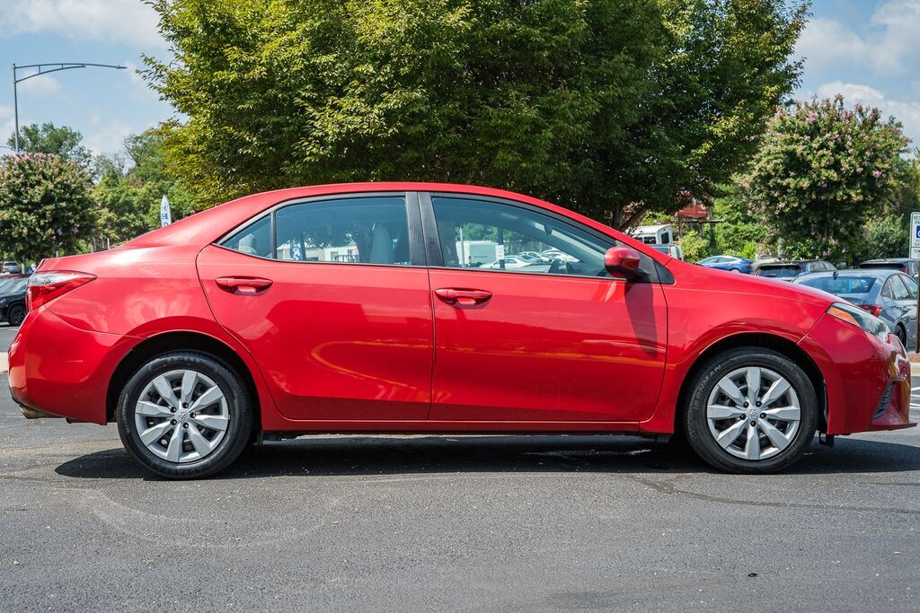 Used 2016 Toyota Corolla LE Sedan