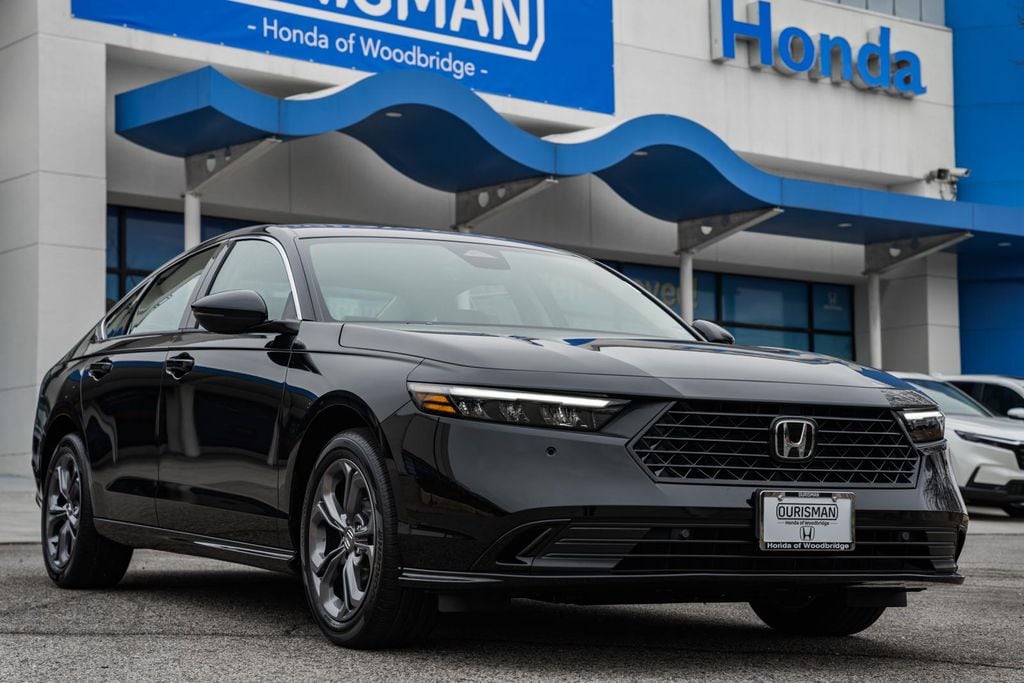 2025 Honda Accord Hybrid EX-L's photo