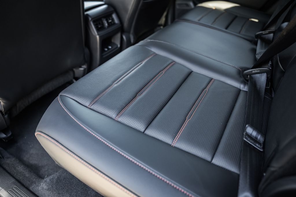 2024 Honda CR-V Sport Touring - Photo 38