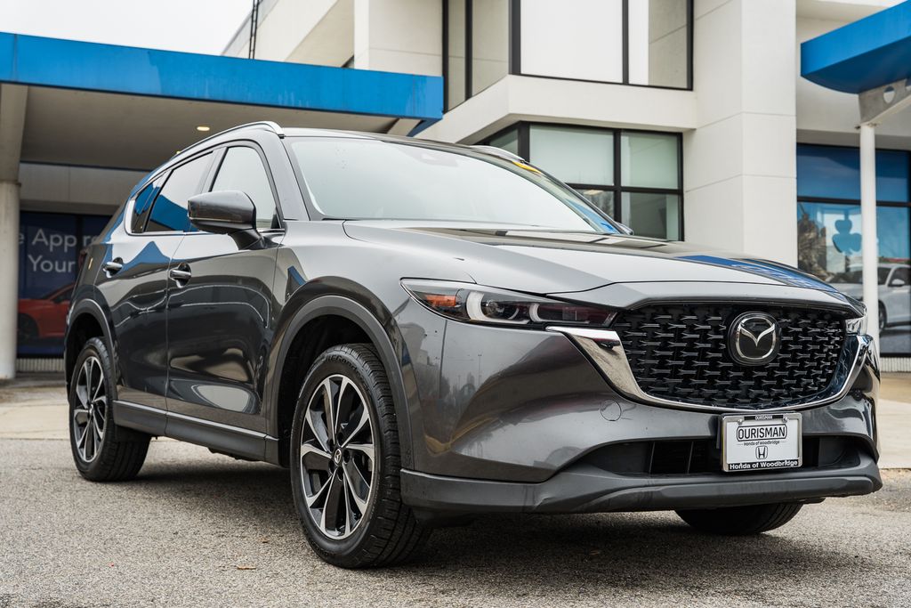 2022 Mazda CX-5 S Premium package