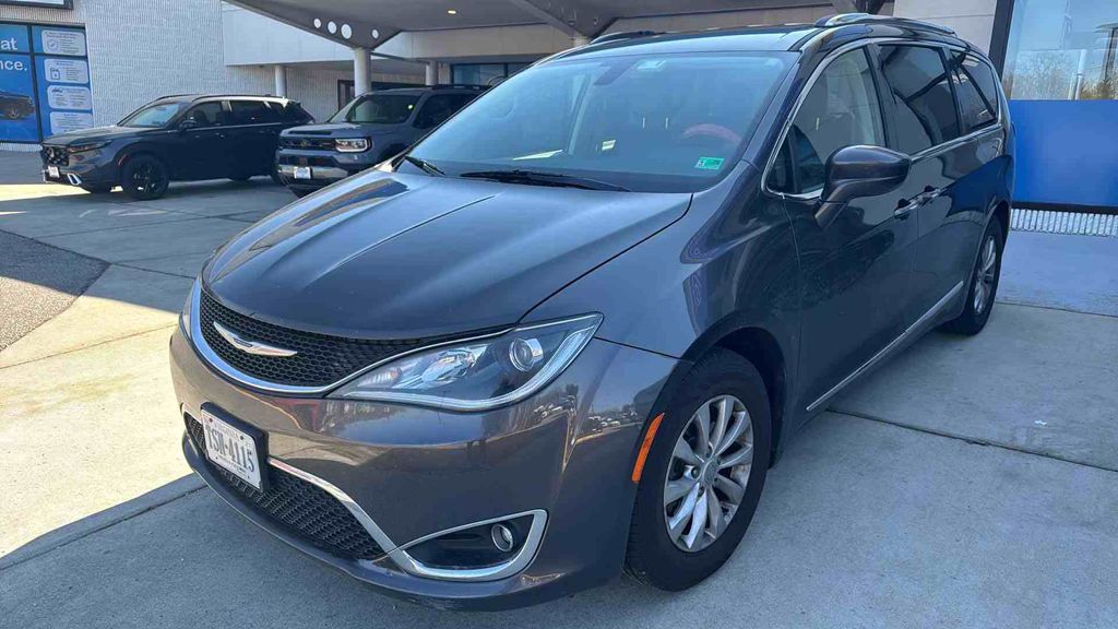 2019 Chrysler Pacifica Touring L