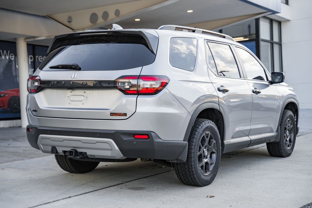 Certified 2025 Honda Pilot TrailSport SUV